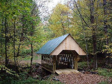 Hitchcock-Cormier Covered Bridge. Photo by Ray 
Hitchcock