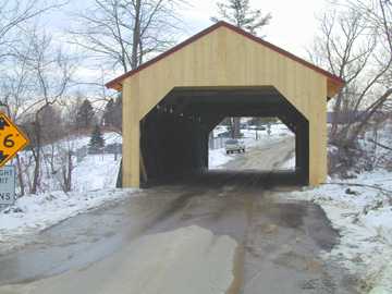 Maple Street Bridge.
Photo by Joe Nelson February 15, 2002