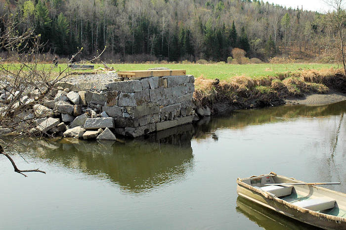 Martin Bridge. Photo by Joe Nelson
April 29, 2009