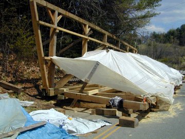 Second Truss nearly finished. Photo by Joe Nelson, May 6,
2002