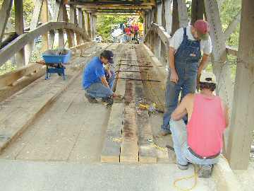 Canyon Bridge. Photo by Joe Nelson, Sept.21, 2004