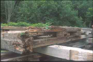 Comstock Bridge. Photo by Joe Nelson, July 7, 2003