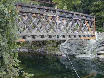 Comstock Bridge. Photo by Joe Nelson, August 28, 2003