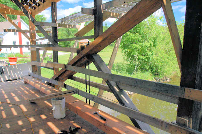 East Fairfield Bridge. Photo by Joe Nelson June 16, 2009