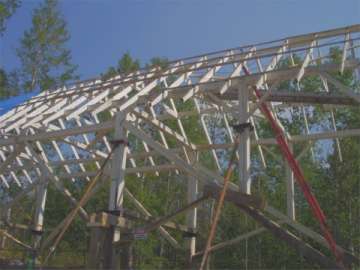 Greenbanks Hollow Bridge. Photo by Mert Leonard, Sept. 16,
2002.