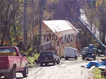 Greenbanks Hollow Bridge. Photo by Mert Leonard, Oct. 31,
2002.