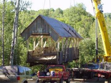 Greenbanks Hollow Bridge. Photo by Mert Leonard, July 25,
2002.