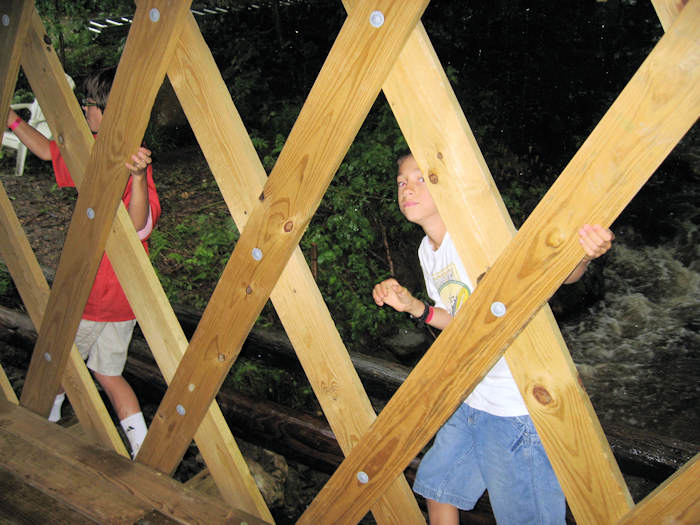 Hitchcock-Cormier Bridge. Photo by Ray Hitchcock, 2008