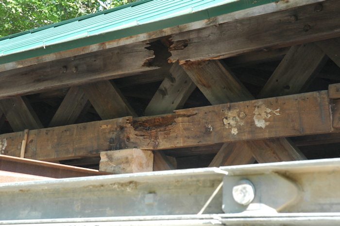 Hutchin's Bridge. Photo by Joe Nelson
June 3, 2009