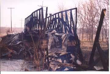 Jeffries Ford Bridge. Photo
by Mike Cooper, April 2, 2002