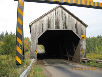 Tom Graham Bridge. Photo by the Keatings
September 29, 2009