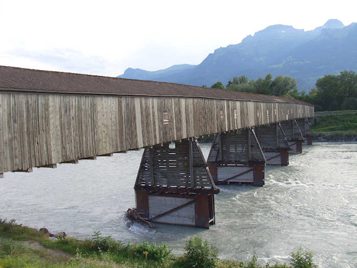 The Vaduz-Sevelen Rhine Bridge. Photo by Gregor Wenda