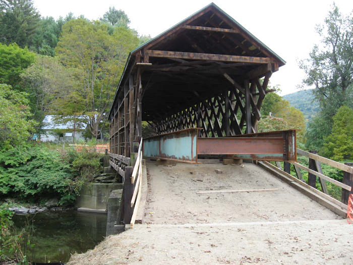 Worrall Bridge. Photo by Ray Hitchcock
September 22, 2009