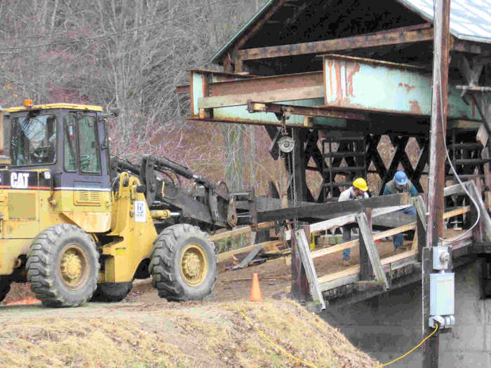 Worrall Bridge. Photo by Ray Hitchcock
November 25, 2009